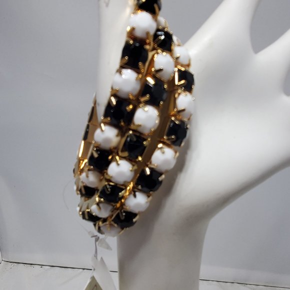 Macy’s 3-Piece Gold-Tone Stretch Bracelet Set with black/white faceted stones - Picture 4 of 5